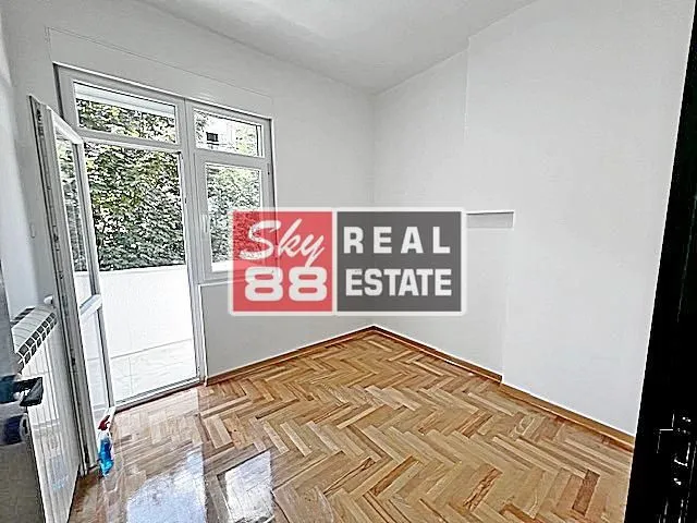 Prodaja, dvosoban stan, 50m², Vračar Sve Podlokacije, Beograd
