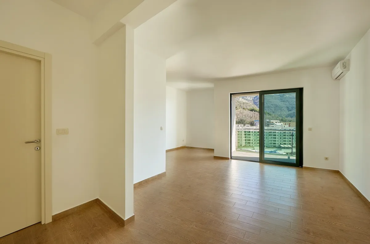 Sale, two bedroom apartment, 63m², Bečići, Budva