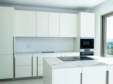 Prodaja, kuća, 220m², Tivat, Crna Gora - image 7