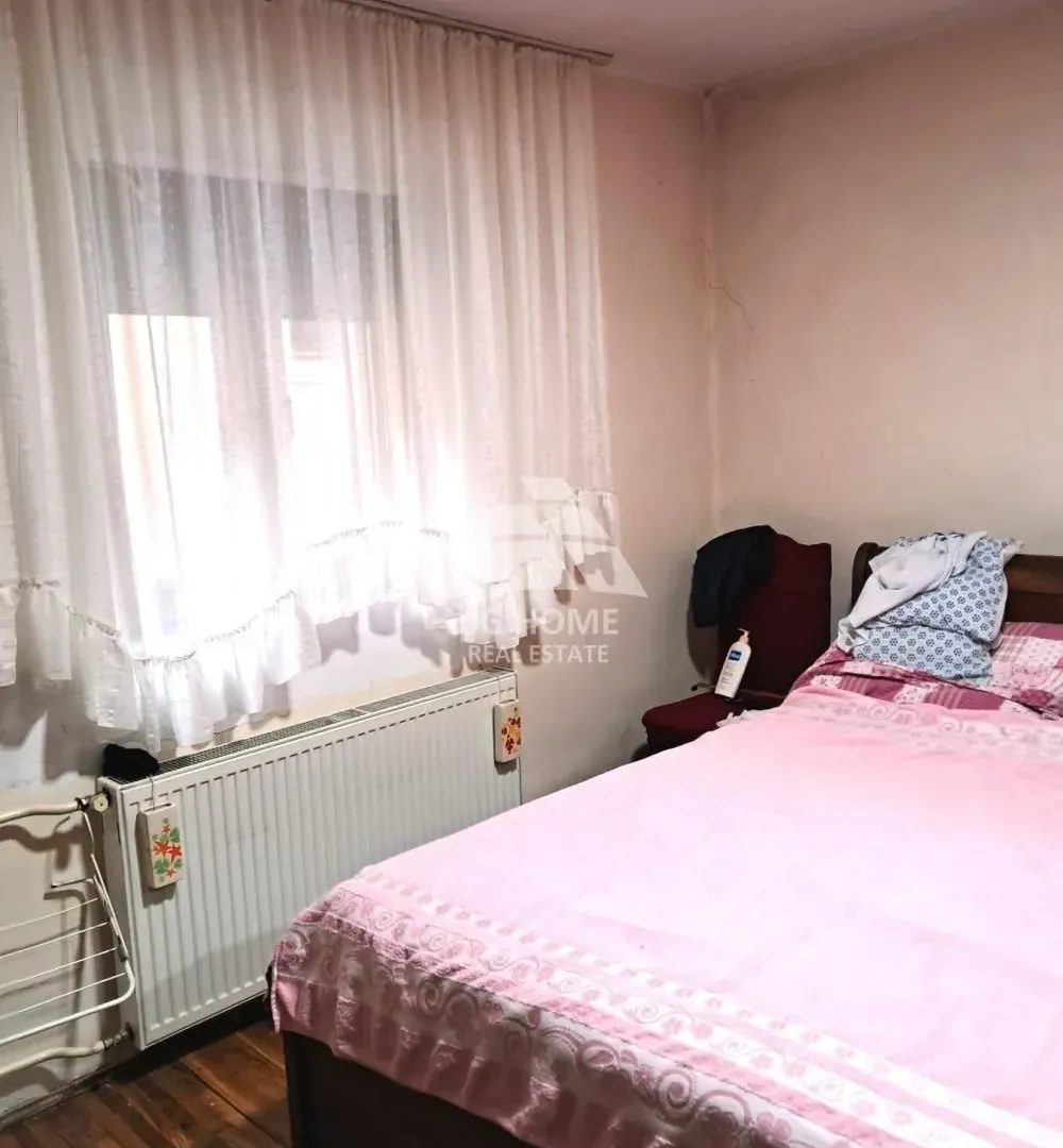 Prodaja, kuća, 52m², Uciteljsko Naselje, Zvezdara Sve Podlokacije