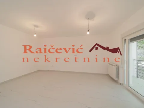 Sale, three bedroom apartment, 82m², Grocka, Beograd - image 4