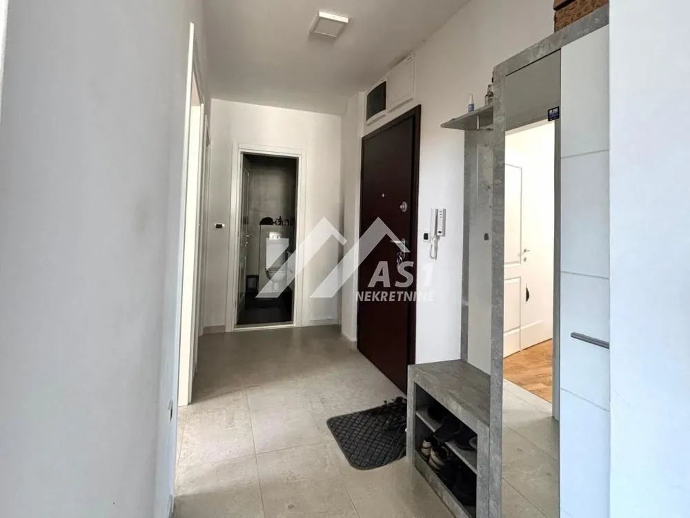 Izdavanje, trosoban stan, 60m², Telep, Novi Sad Sve Podlokacije