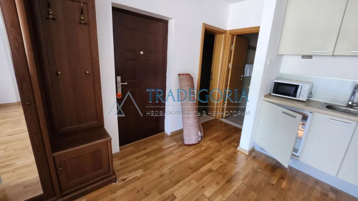 Prodaja, dvosoban stan, 75m², Pržno, Budva