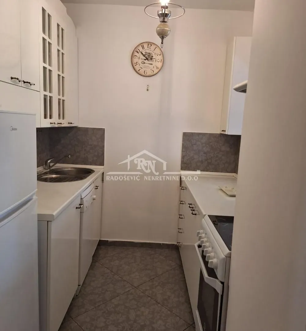 Rent, one bedroom apartment, 41m², Čukarica, Beograd