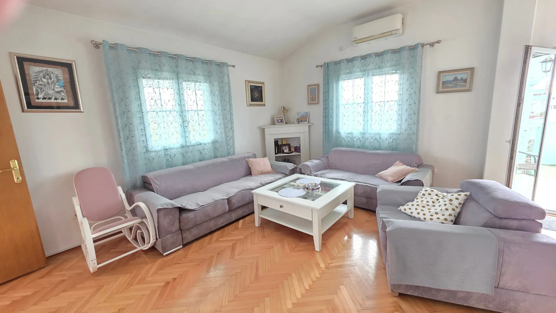 Rent, two bedroom apartment, 85m², Momišići, Podgorica