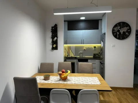 Prodaja, dvosoban stan, 55m², Petrovaradin, Novi Sad - image 4