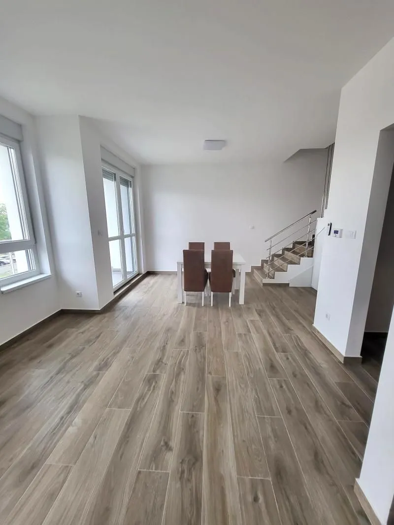 Rent, three bedroom apartment, 80m², Zemun Sve Podlokacije, Beograd