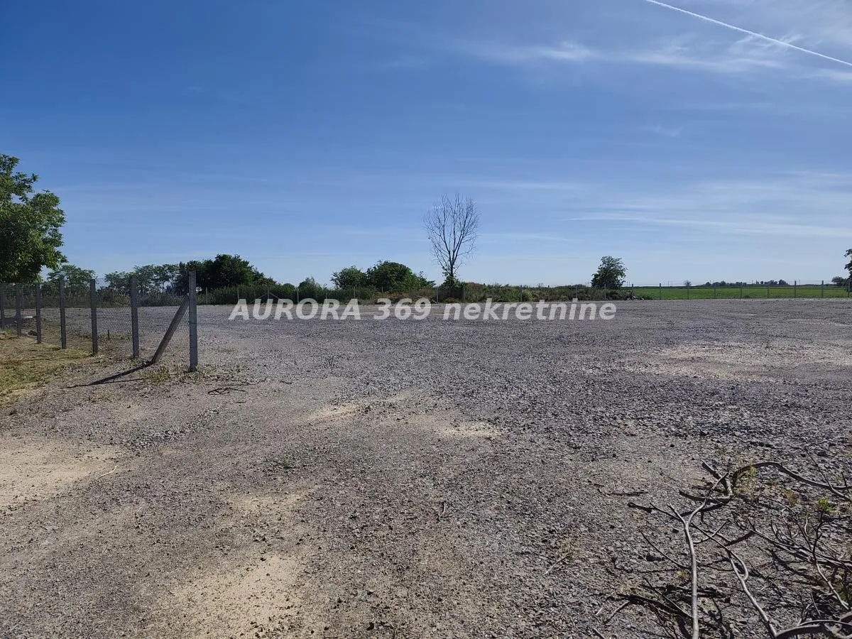 Izdavanje, plac, 5780m², Kisač, Novi Sad Sve Podlokacije