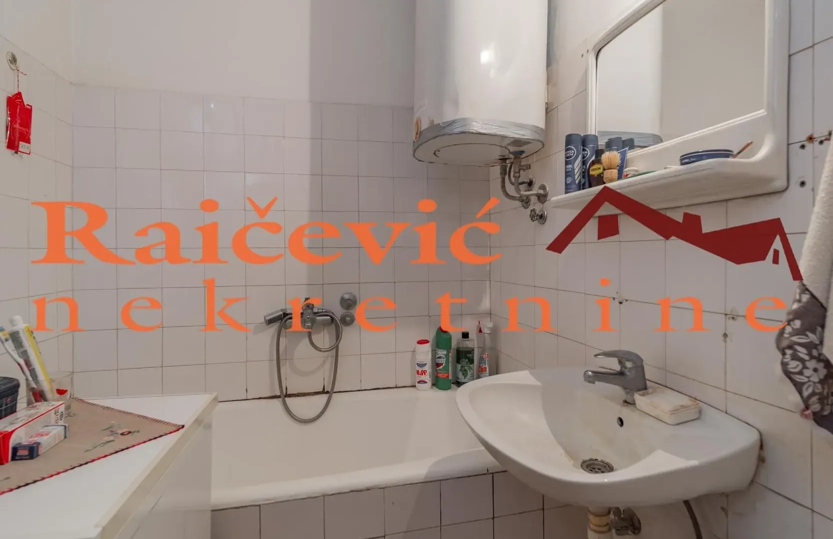 Prodaja, dvosoban stan, 67m², Labudovo Brdo, Beograd