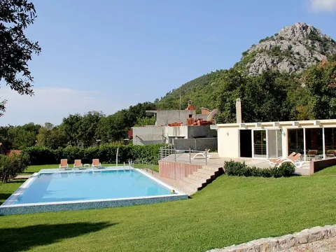 Prodaja, kuća, 300m², Sutomore, Bar - image 14