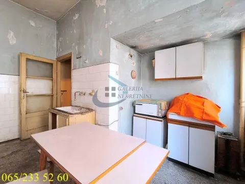 Prodaja, trosoban stan, 91m², Zeleni Venac, Beograd - image 12