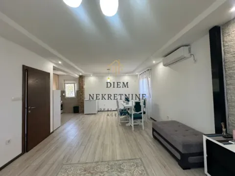 Izdavanje, kuća, 100m², Klikovače, Danilovgrad - image 12