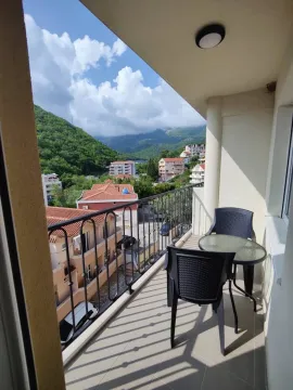 Rent, two bedroom apartment, 75m², Bečići, Budva - image 7