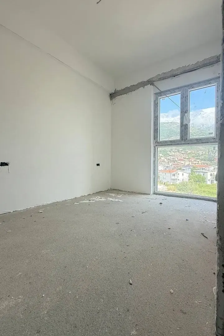 Sale, two bedroom apartment, 60m², Ilino, Bar