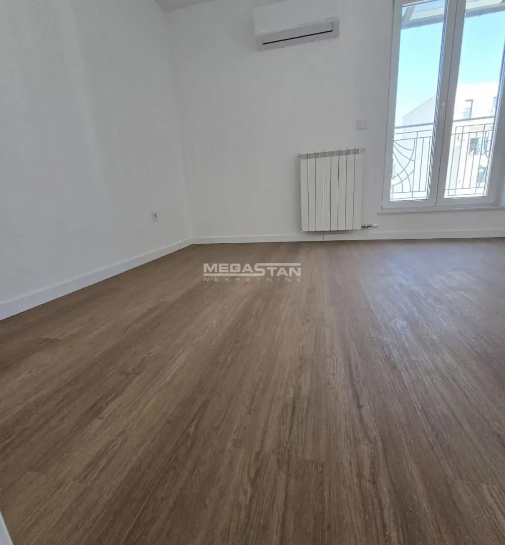 Sale, four bedroom apartment, 162m², Šumice, Beograd