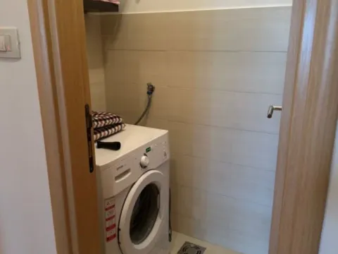 Izdavanje, trosoban stan, 84m², Tuški Put, Podgorica - image 7