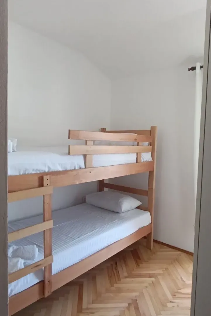 Izdavanje, stan, 52m², Budva, Crna Gora