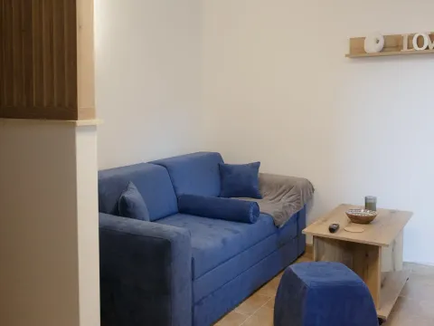 Izdavanje, garsonjera, 30m², Budva, Crna Gora - image 17