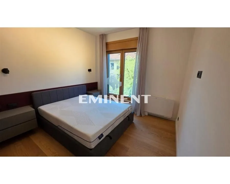 Rent, two bedroom apartment, 66m², Savski Venac, Beograd