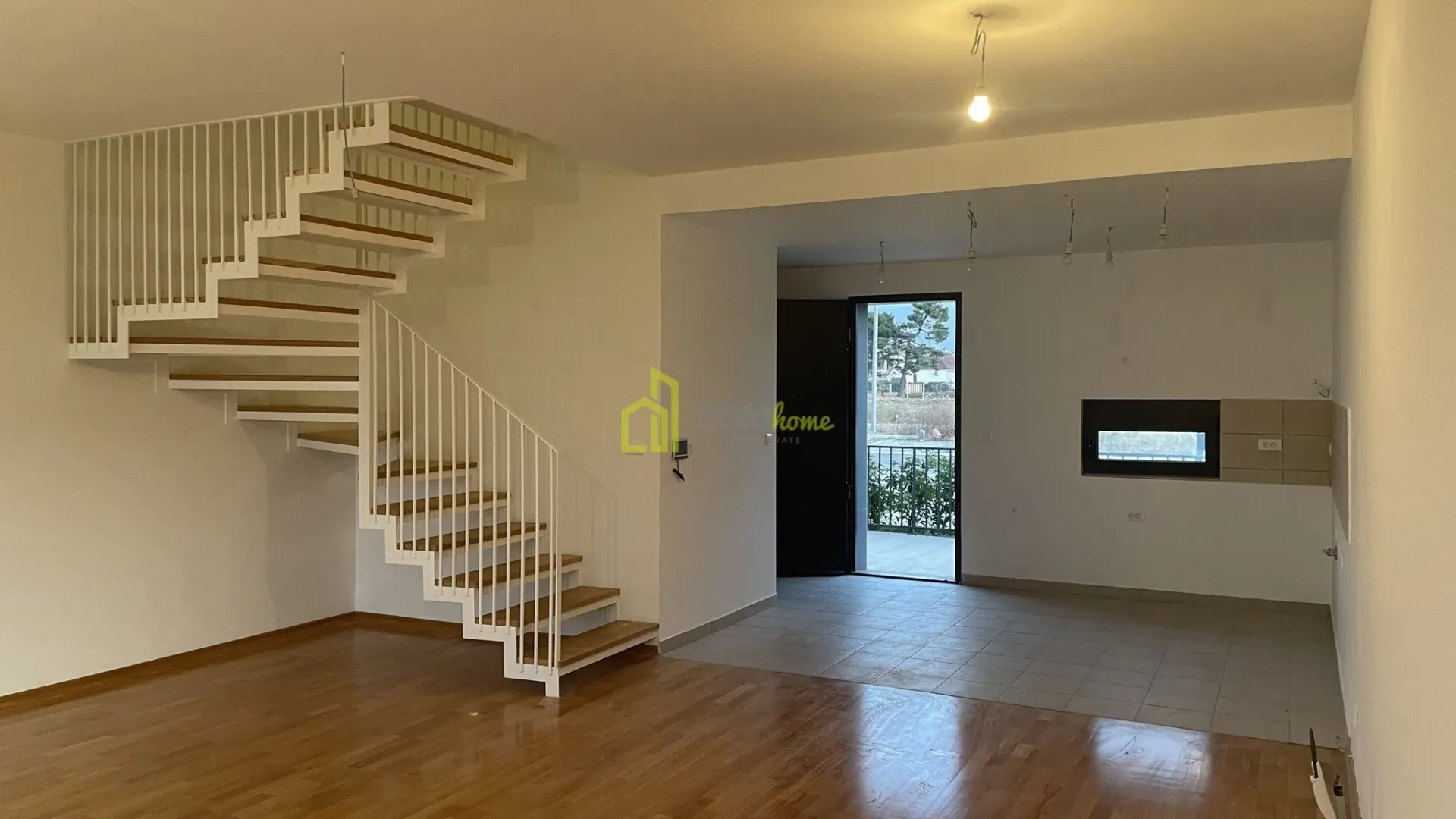 Prodaja, trosoban stan, 106m², Zagorič, Podgorica