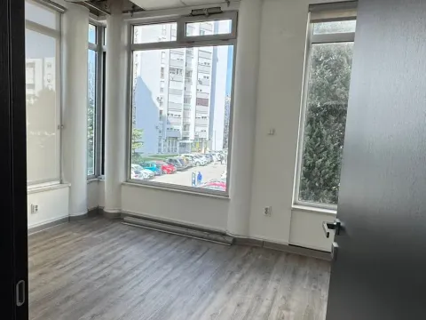 Rent, office space, 120m², Preko Morače, Podgorica - image 8