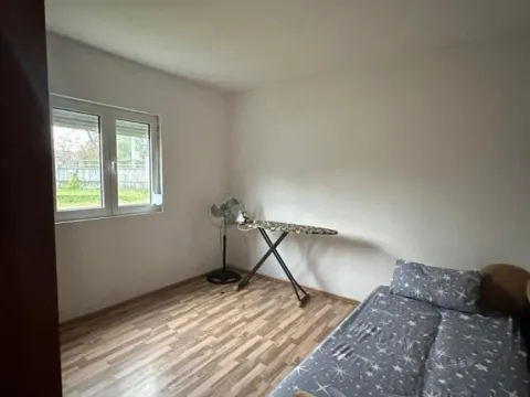 Rent, house, 90m², Spuž, Danilovgrad - image 8