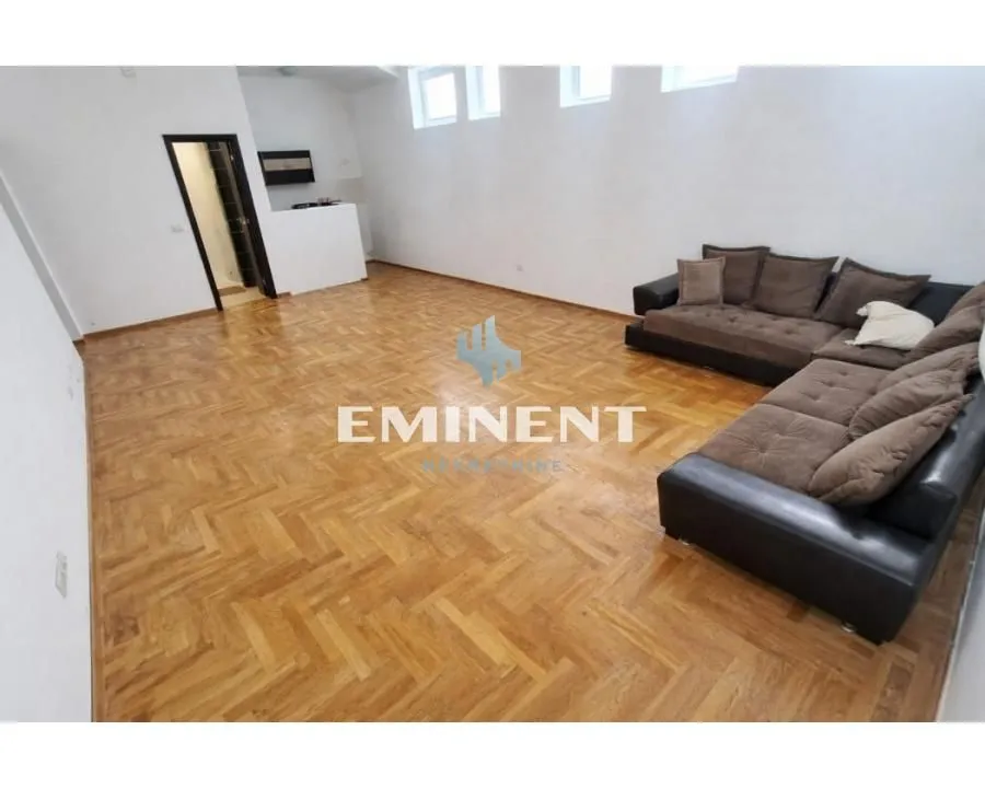 Prodaja, trosoban stan, 87m², Čukarica, Beograd