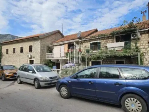  House for Sale, 74m2, Centar, Kotor