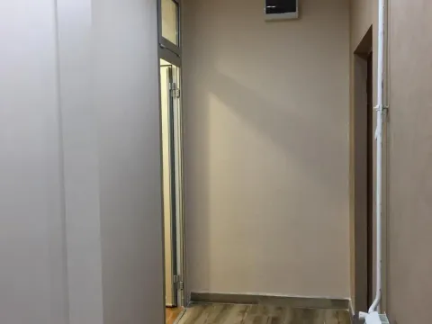 Prodaja, poslovni prostor, 68m², Stari Grad, Beograd - image 11