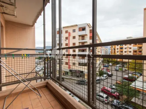 Prodaja, dvosoban stan, 69m², Stari Aerodrom, Podgorica - image 11