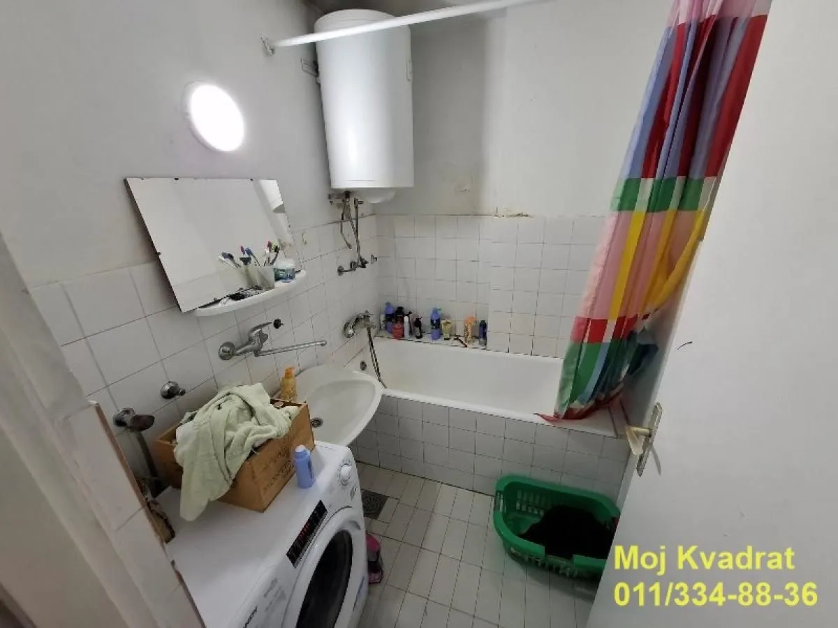Sale, three bedroom apartment, 73m², Novi Beograd Blok 34, Novi Beograd Sve Podlokacije