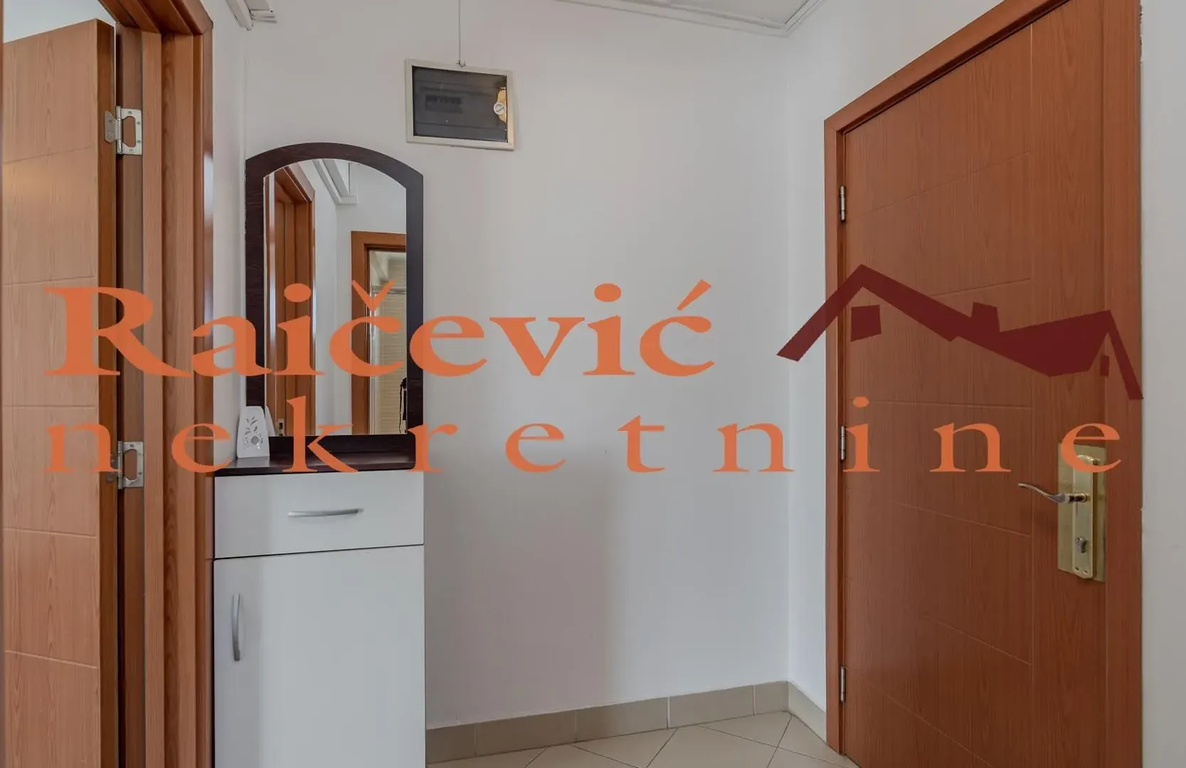 Sale, one bedroom apartment, 33m², Autokomanda, Voždovac Sve Podlokacije