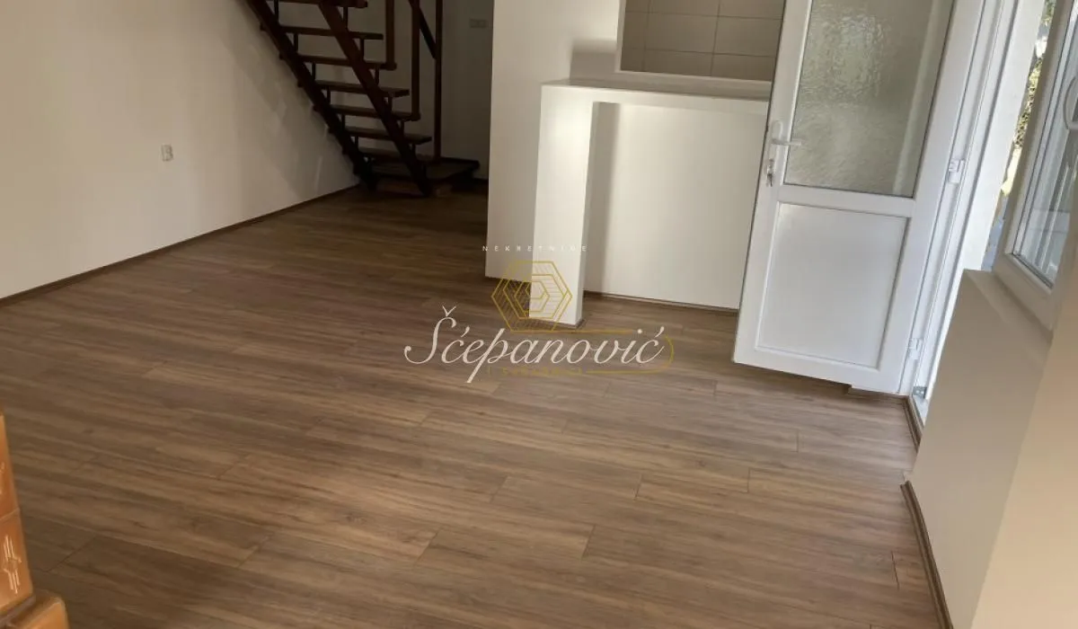 Prodaja, kuća, 67m², Sremska Kamenica, Petrovaradin