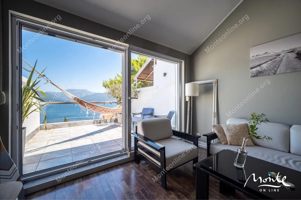 Prodaja, jednosoban stan, 33m², Krašići, Tivat