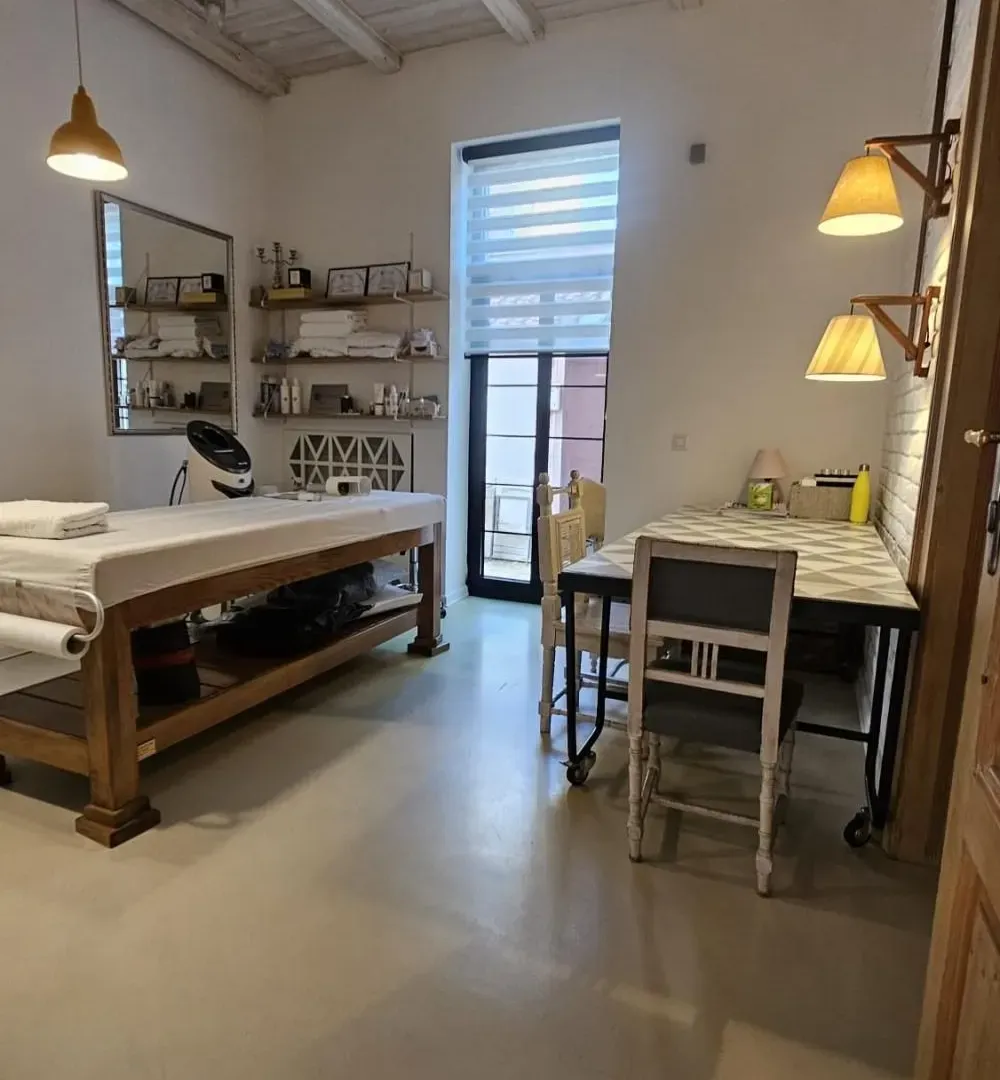 Prodaja, trosoban stan, 68m², Kalenić Pijaca, Vračar Sve Podlokacije