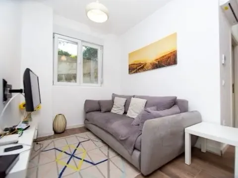 Sale, apartment, 62m², Centar, Tivat - image 8