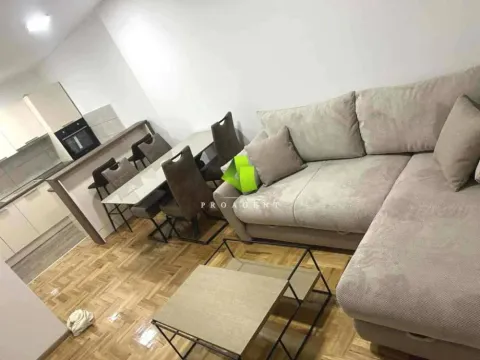 Rent, two bedroom apartment, 75m², Palilula, Niš