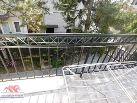 Prodaja, kuća, 113m², Centar, Kragujevac - image 16