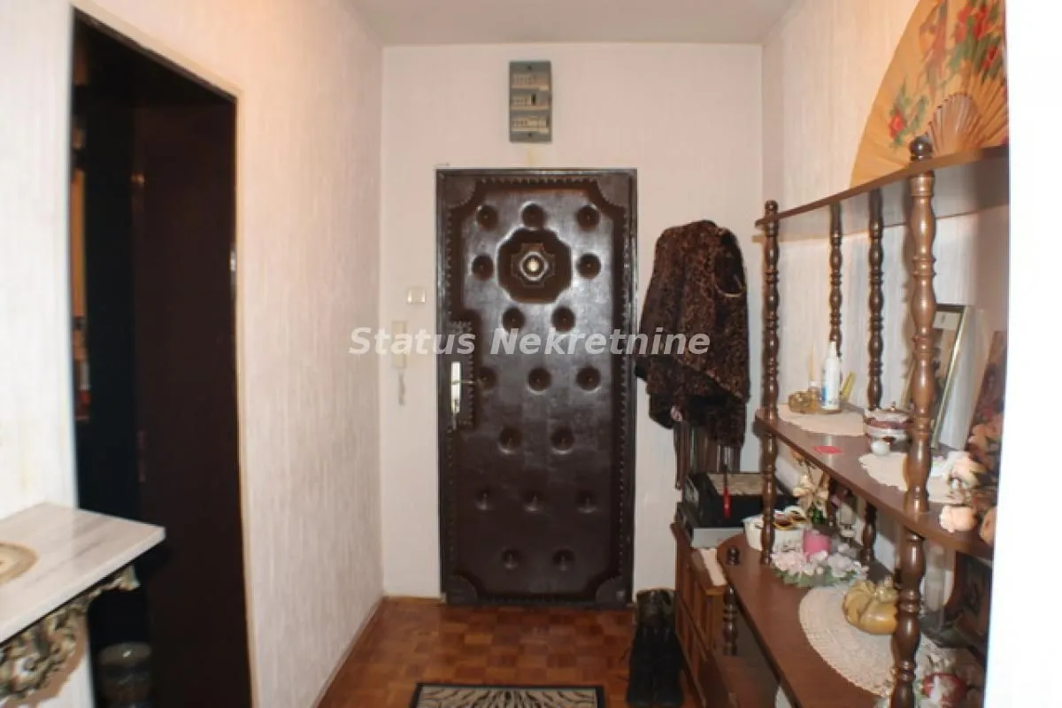 Prodaja, dvosoban stan, 64m², Novo naselje, Novi Sad