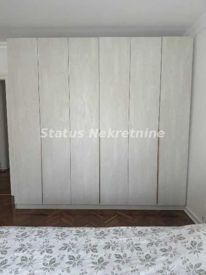Prodaja, trosoban stan, 78m², Centar, Novi Sad