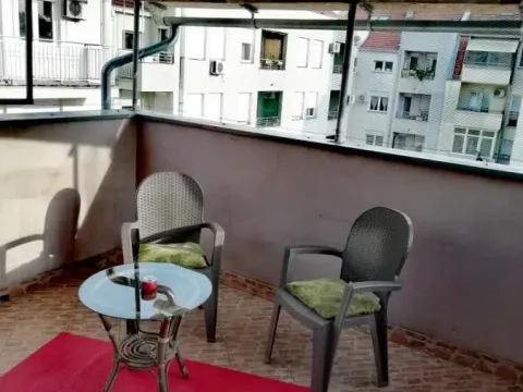 Rent, studio apartment, 35m², Bulevar Oslobodjenja, Novi Sad Sve Podlokacije - image 12