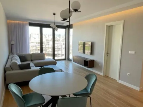 Izdavanje, jednosoban stan, 56m², Preko Morače, Podgorica