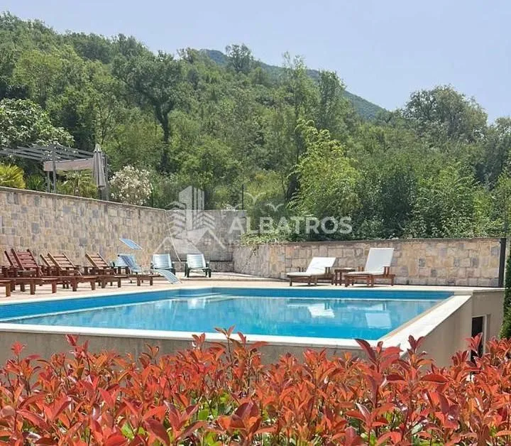 Rent, house, 50m², Župci, Bar