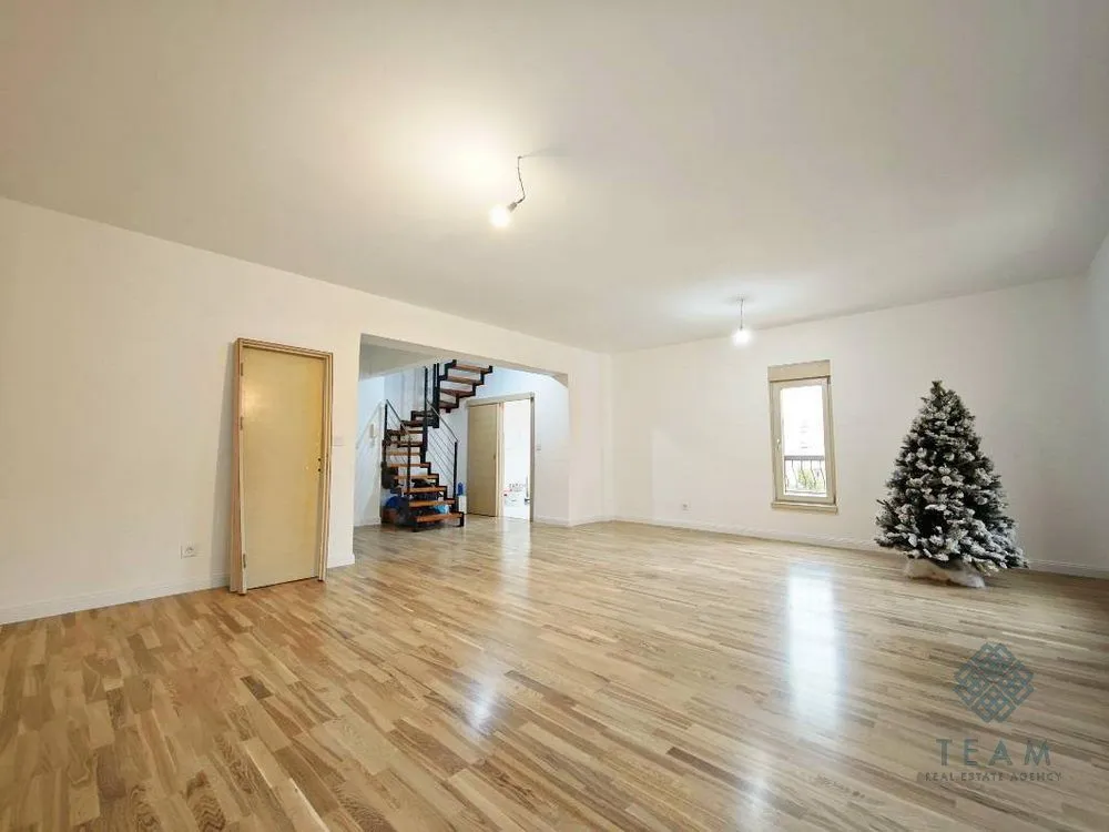 Sale, three bedroom apartment, 112m², Momišići, Podgorica