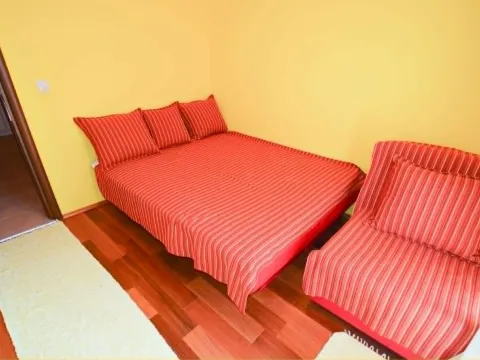 Rent, two bedroom apartment, 60m², Bečići, Budva - image 7