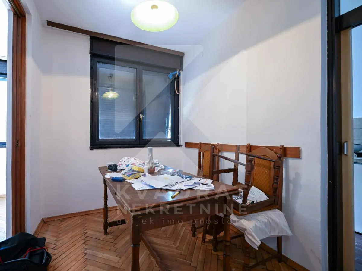 Prodaja, trosoban stan, 85m², Blok 6, Podgorica
