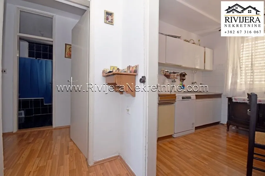 Prodaja, dvosoban stan, 77m², Centar, Herceg Novi