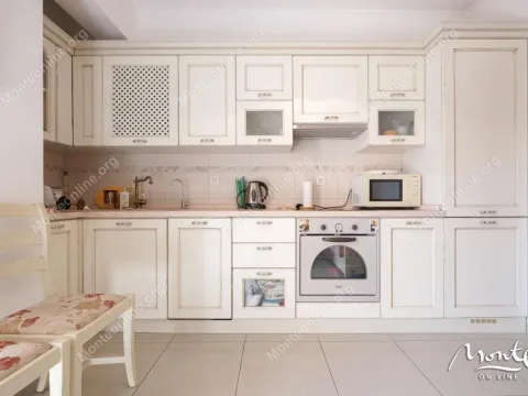 Sale, one bedroom apartment, 64m², Budva, Crna Gora - image 10