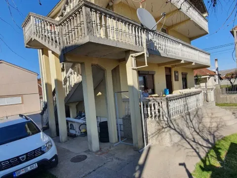 Prodaja, kuća, 270m², Podgorica, Crna Gora - image 9