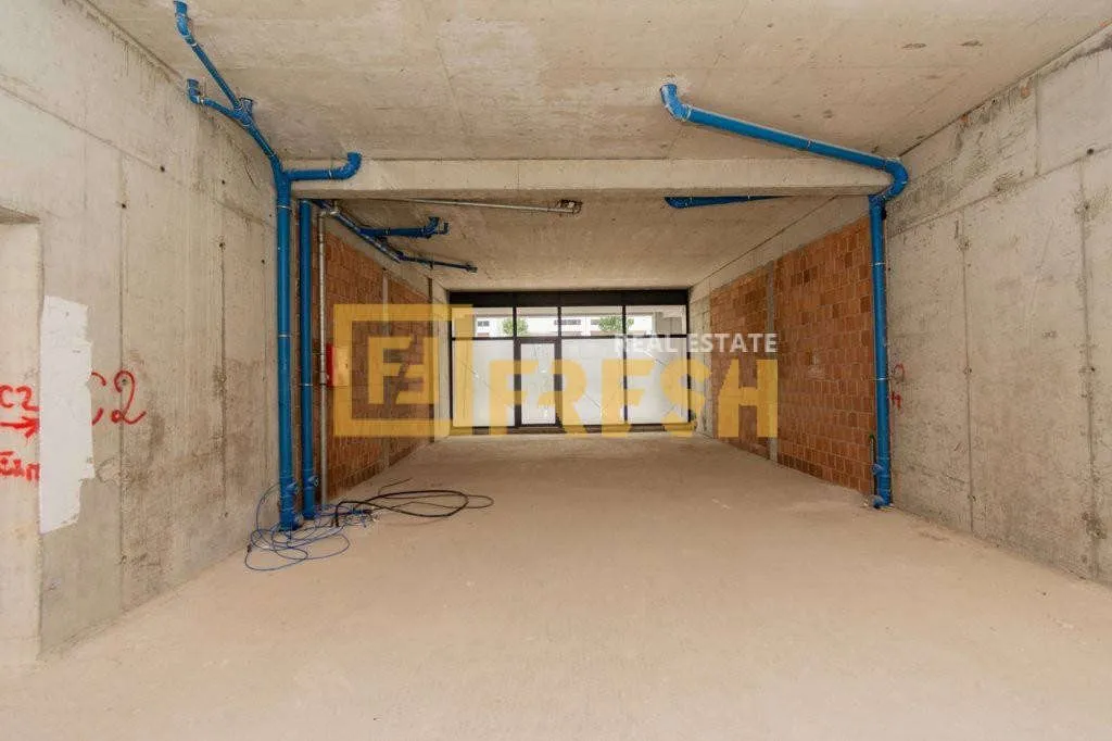 Rent, office space, 158m², Master Kvart, Podgorica